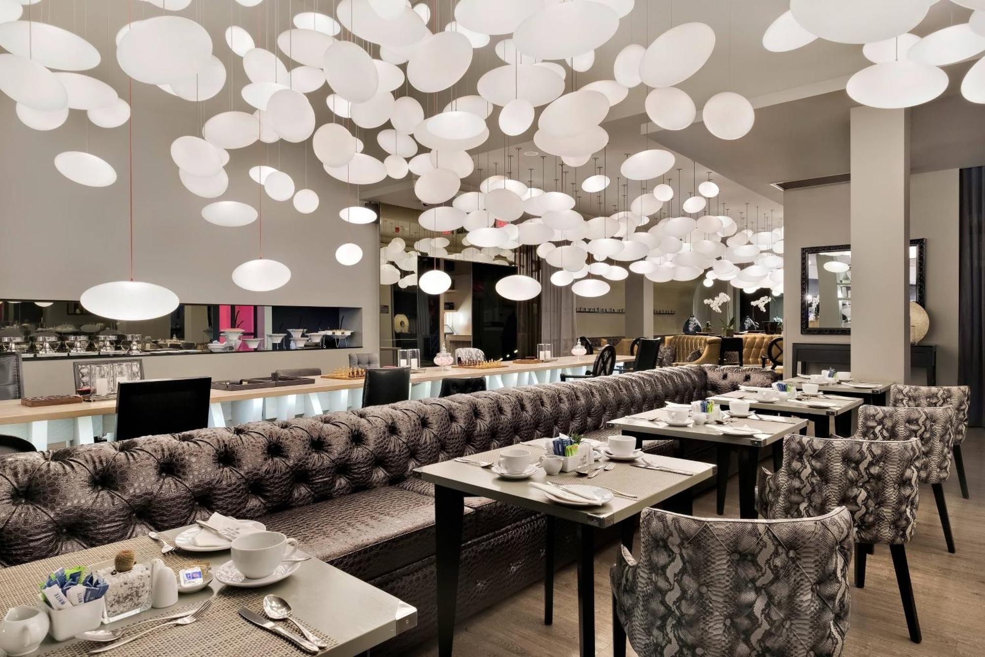 Protea Hotel Fire & Ice! By Marriott Pretoria Menlyn Kültér fotó